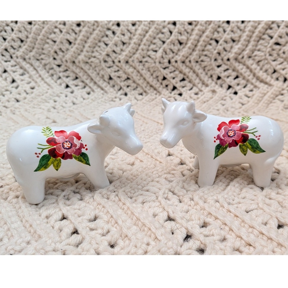 Vintage Style White Ceramic Cow Salt and Pepper Shakers Red Floral Farmhouse Set